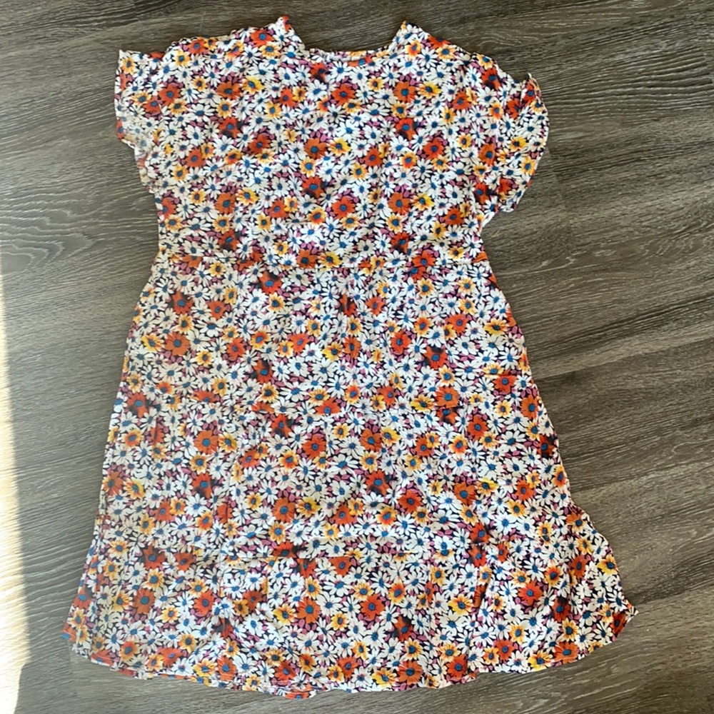 Flower short sleeve dress from Amazon never worn